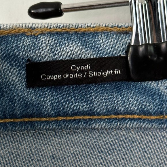 Frank & Oak Cyndi High Rise Straight Jean - Picture 12 of 12